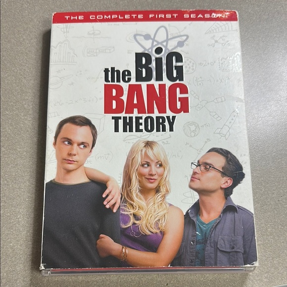 Warner's Red and White DVD Collection The Big Bang Theory - Picture 2 of 16